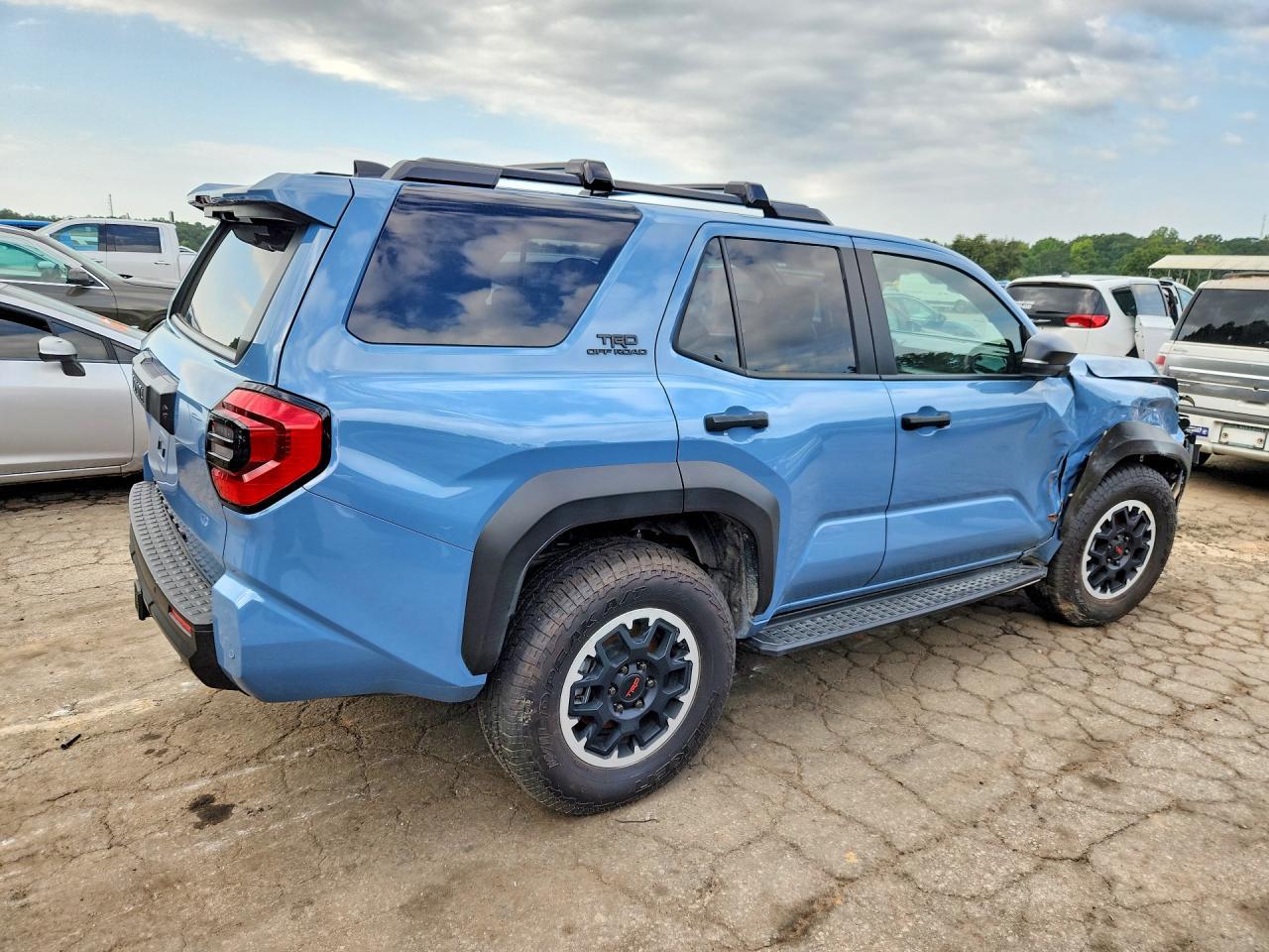 2026 Toyota 4Runner Trd Off-Road - Фото 3