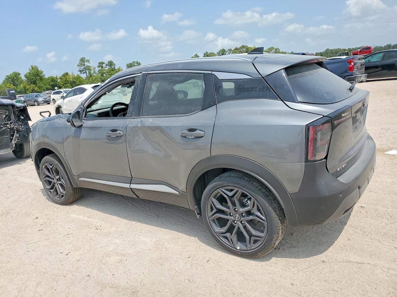 2026 Nissan Kicks Sr - Фото 2
