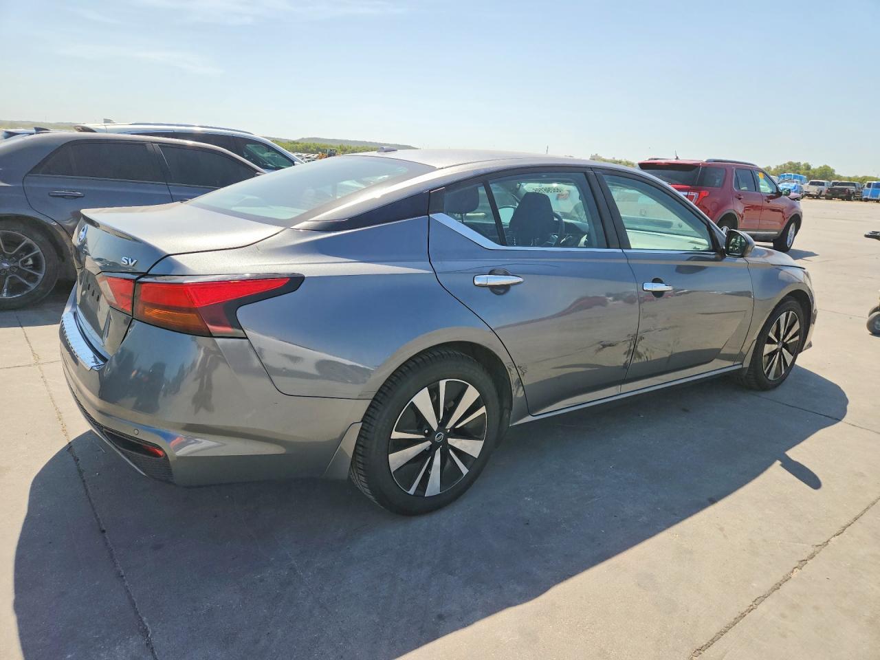 2021 Nissan Altima Sv - Фото 3