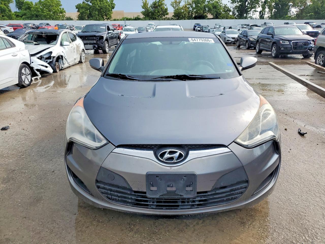 2014 Hyundai Veloster Base - Фото 5