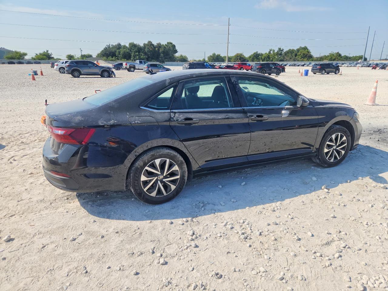 2024 Volkswagen Jetta S - Фото 3