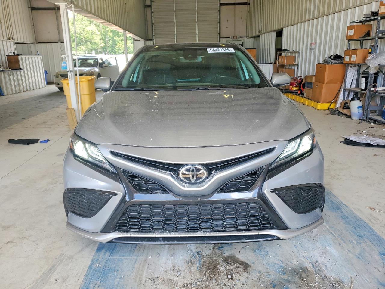 2023 Toyota Camry Xse - Фото 5