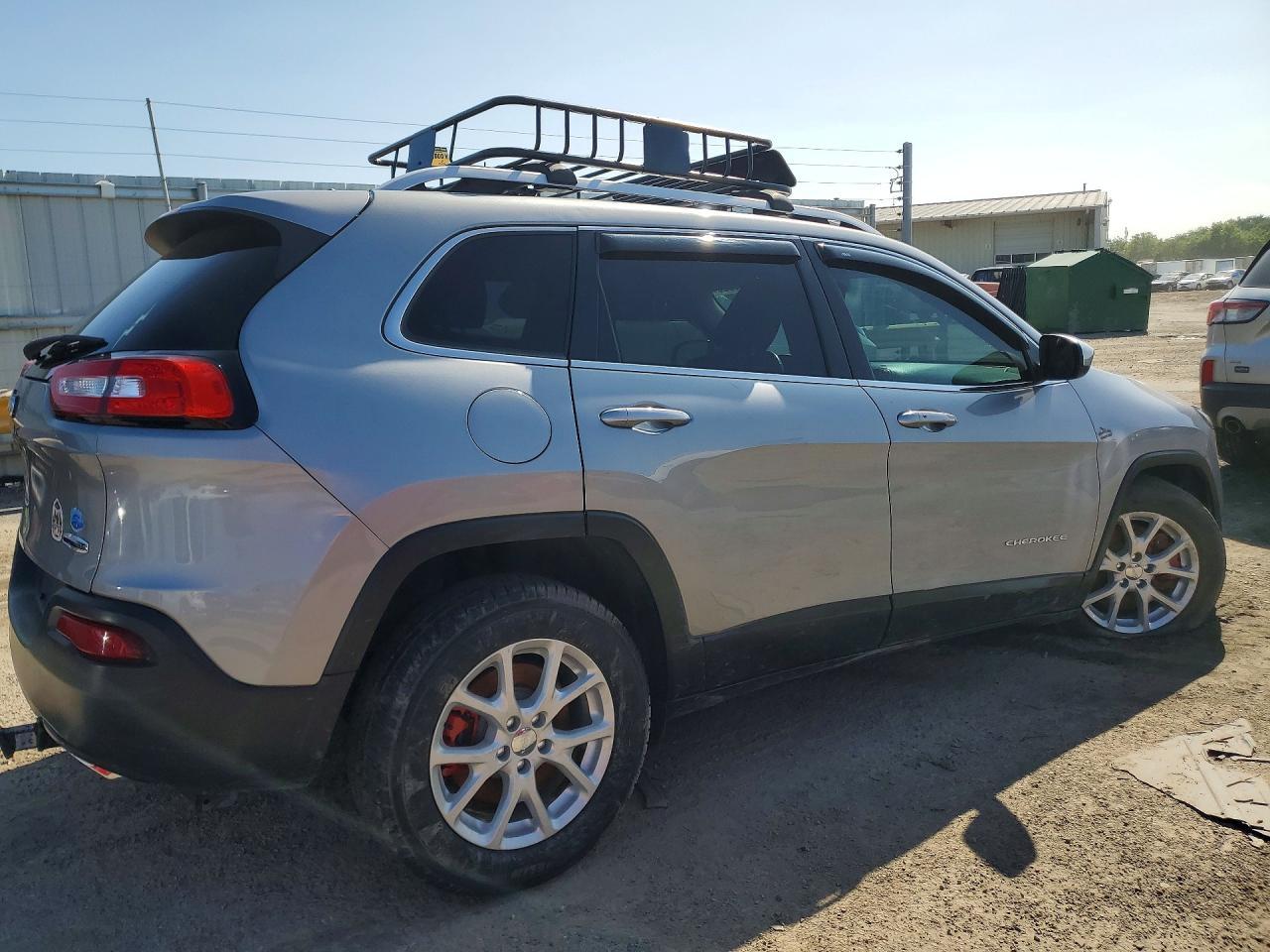 2015 Jeep Cherokee Latitude - Фото 3