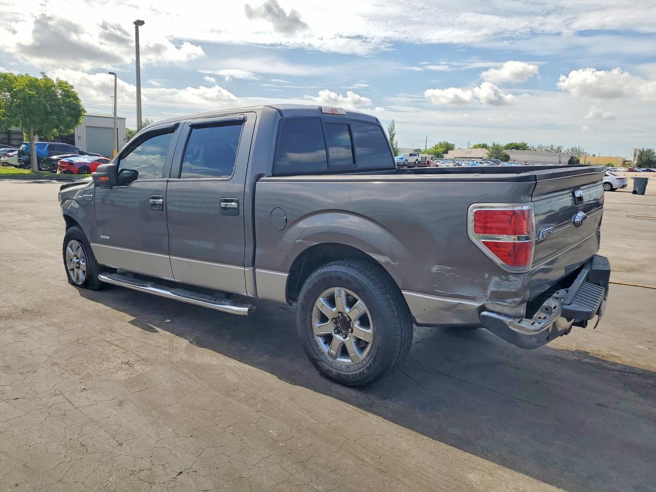 2014 Ford F150 Supercrew - Image 2