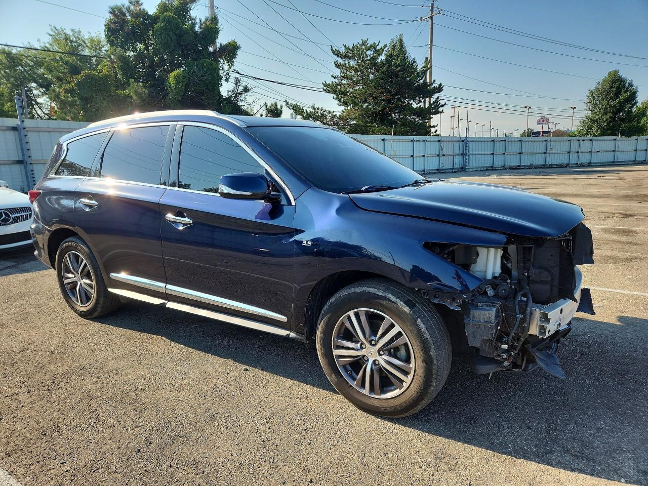 2019 Infiniti Qx60 Luxe - Image 4