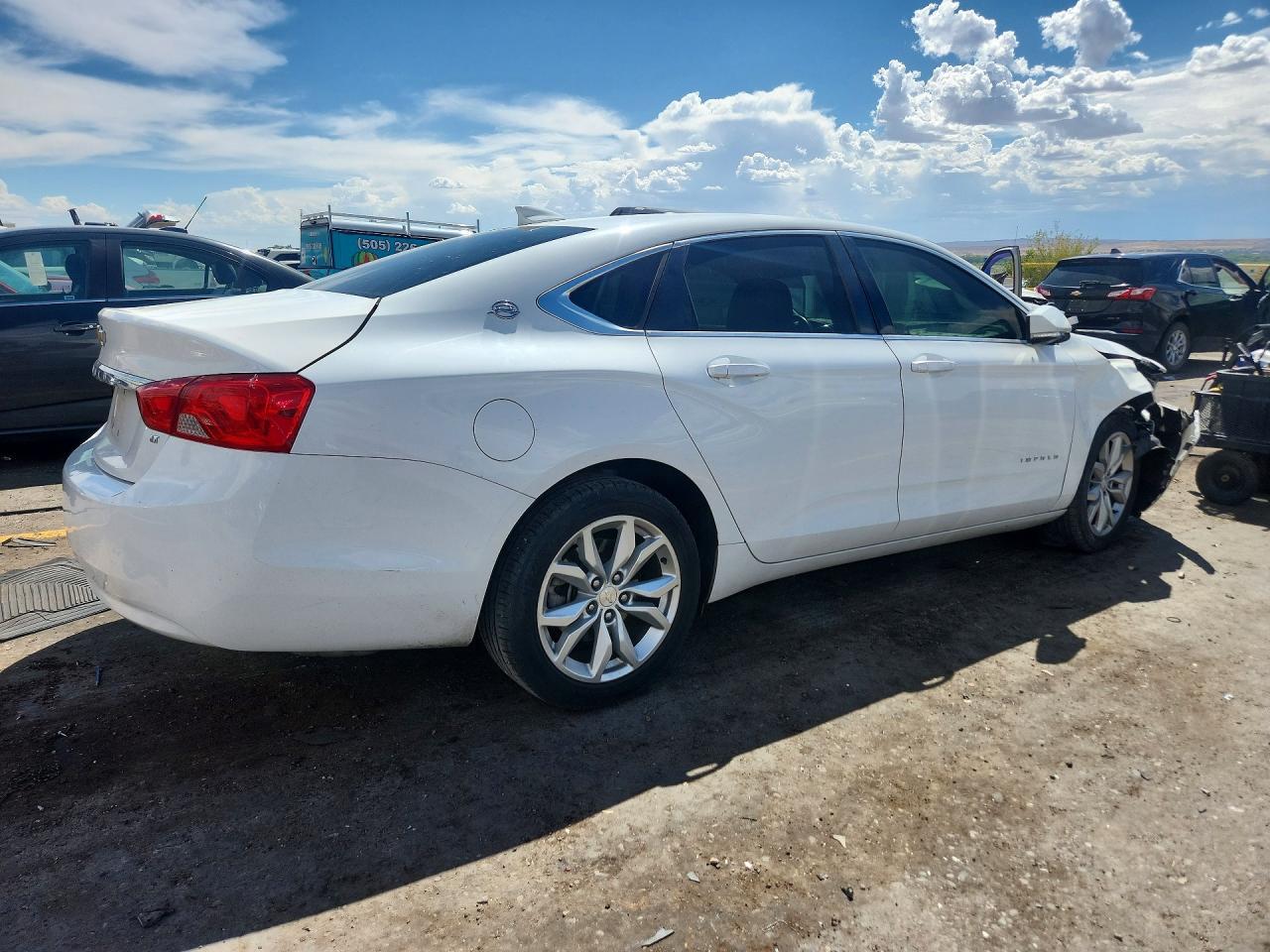 2017 Chevrolet Impala Lt - Фото 3