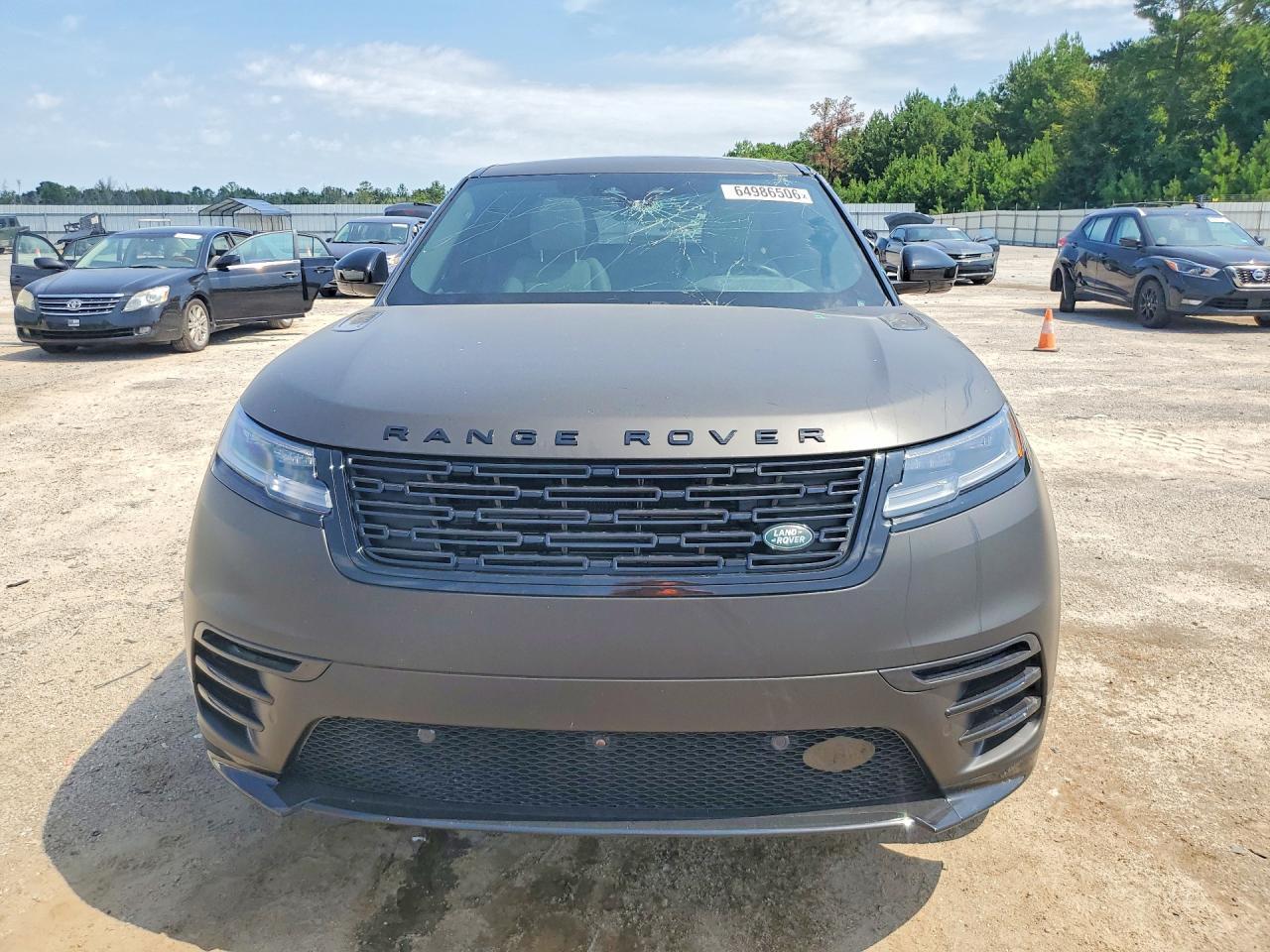 2026 Land Rover Range Rover Velar Dynamic Se - Image 5