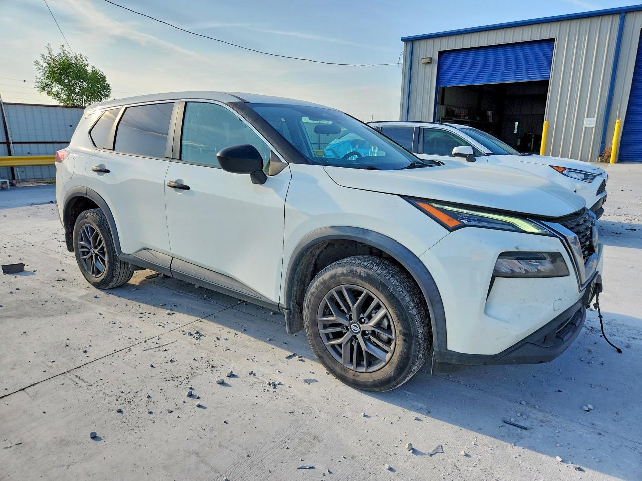 2021 Nissan Rogue S - Фото 4