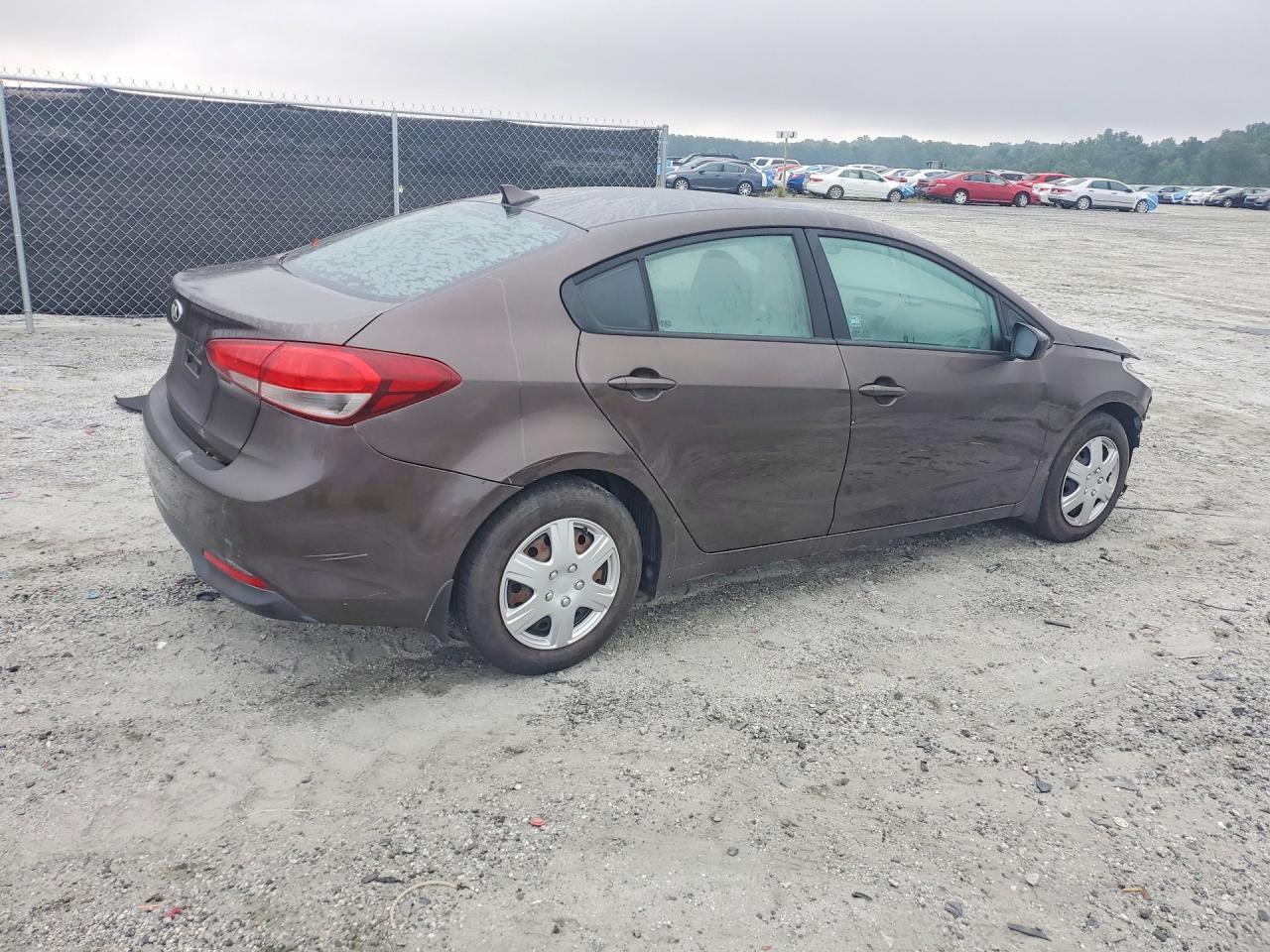 2017 Kia Forte Lx - Фото 3