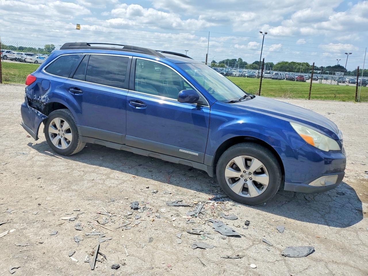 2011 Subaru Outback 3.6R Limited - Фото 4