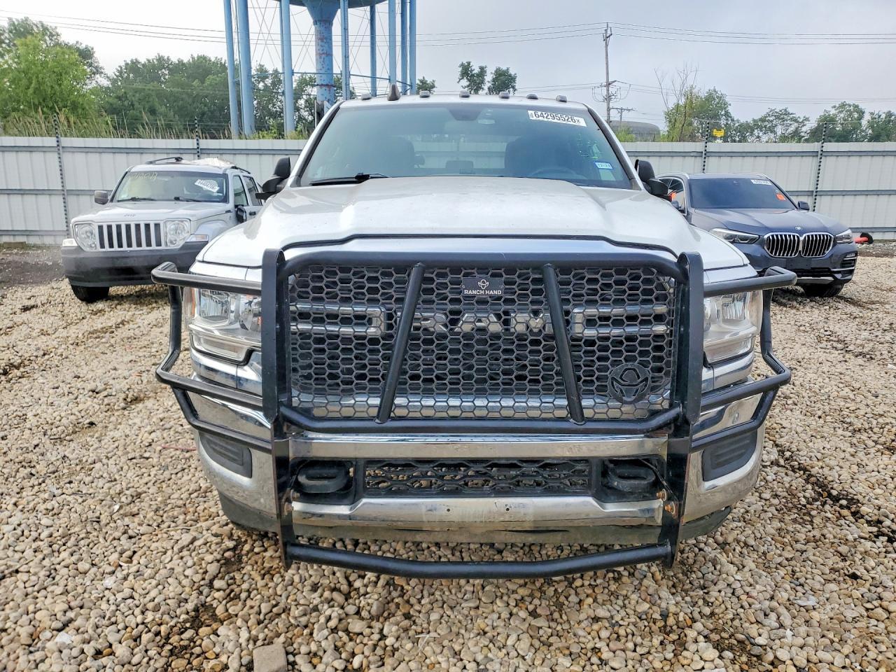 2022 Ram 2500 Tradesman - Фото 5