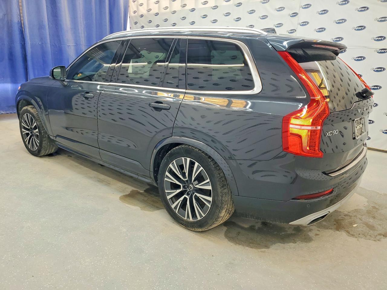 2021 Volvo Xc90 T5 Momentum - Фото 2