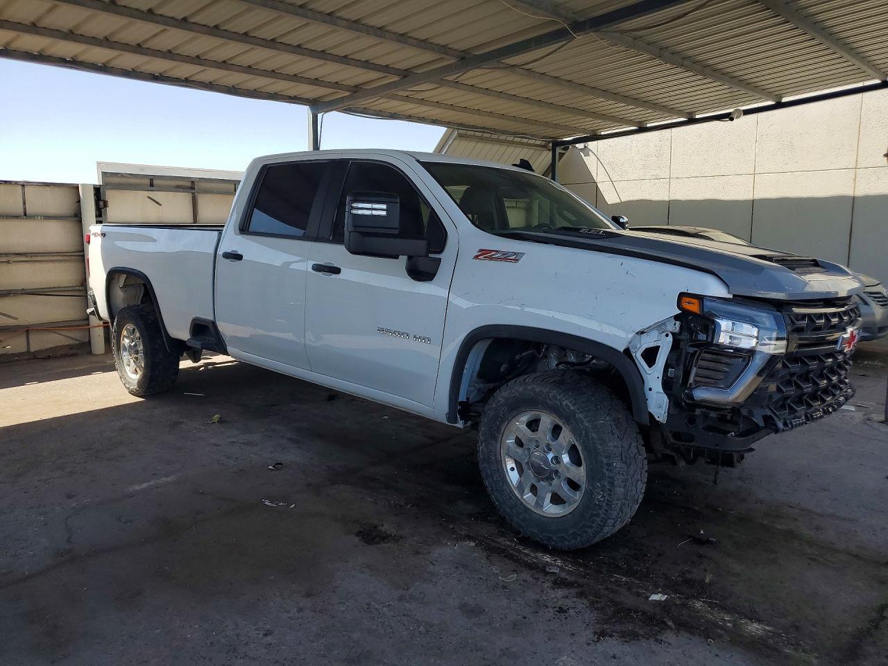 2024 Chevrolet Silverado K2500 Heavy Duty - Image 4