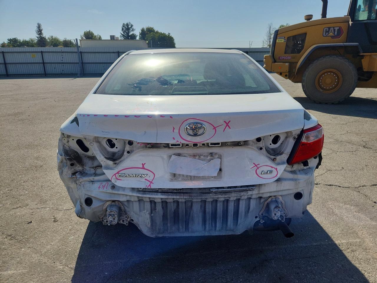 2016 Toyota Camry Le - Image 6