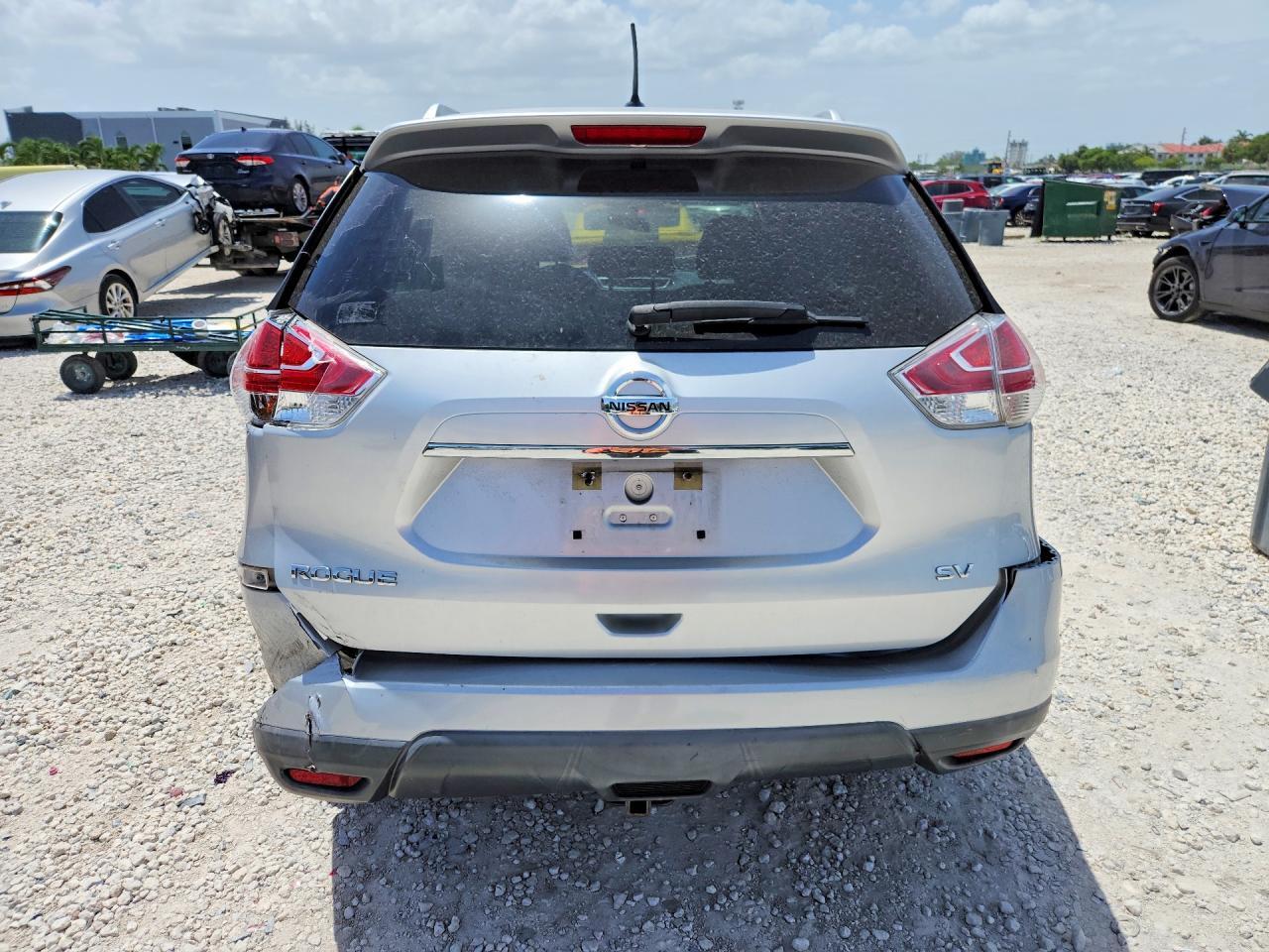 2016 Nissan Rogue Sv - Image 6