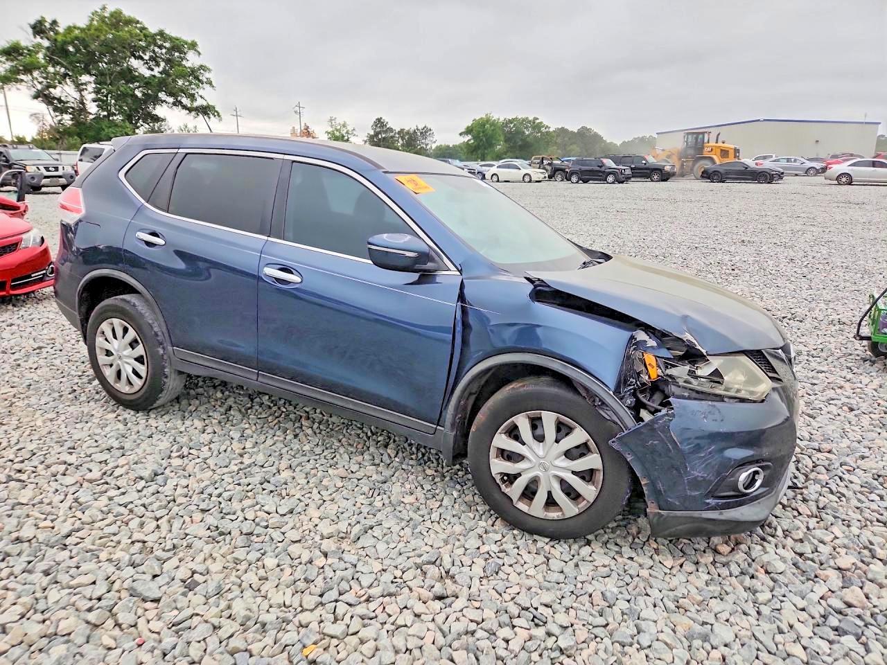 2015 Nissan Rogue S - Фото 4