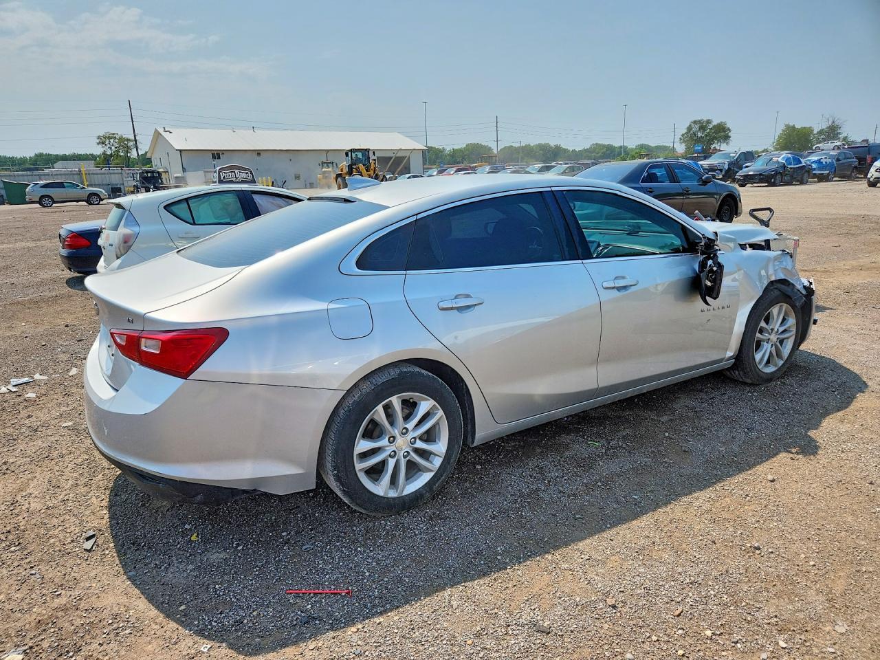 2017 Chevrolet Malibu Lt - Фото 3