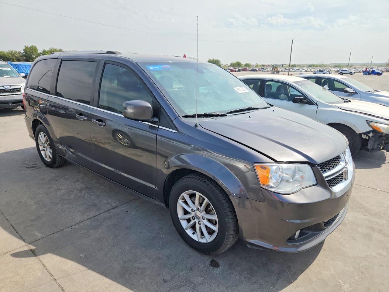 2019 Dodge Grand Caravan Sxt - Фото 4