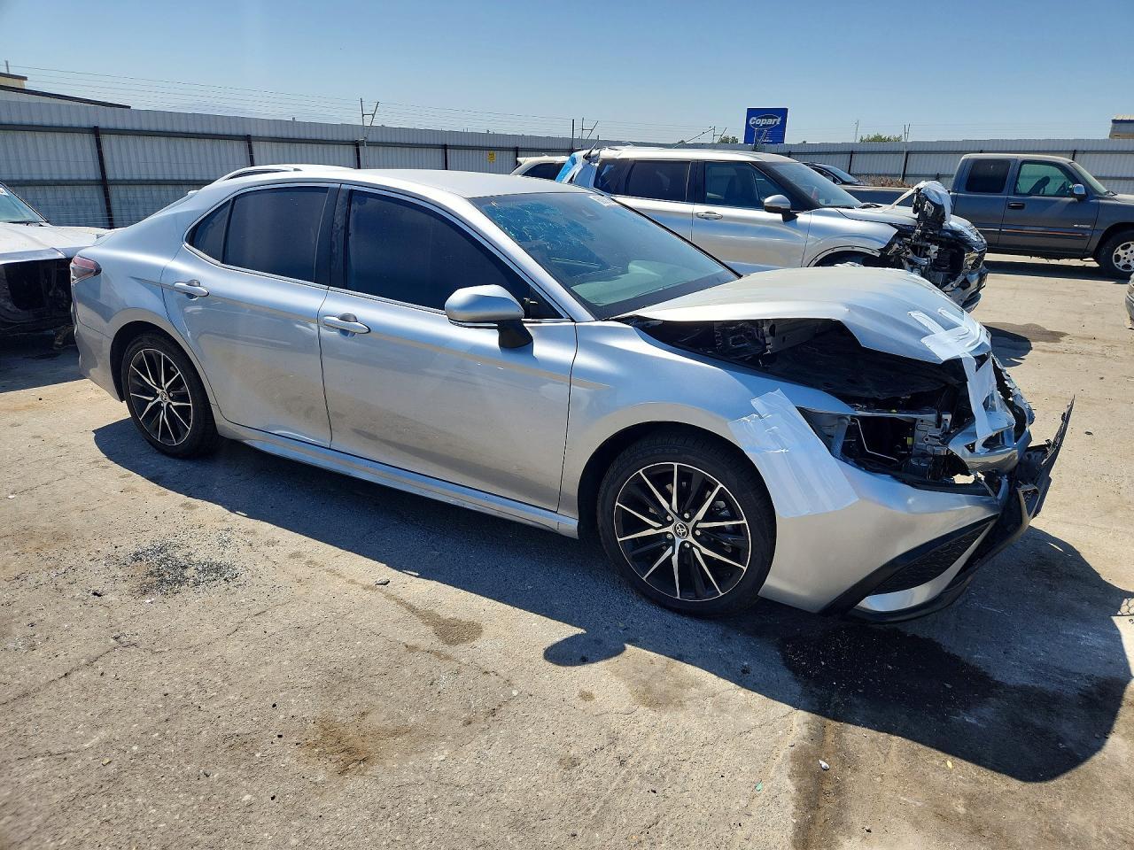 2023 Toyota Camry Se - Фото 4