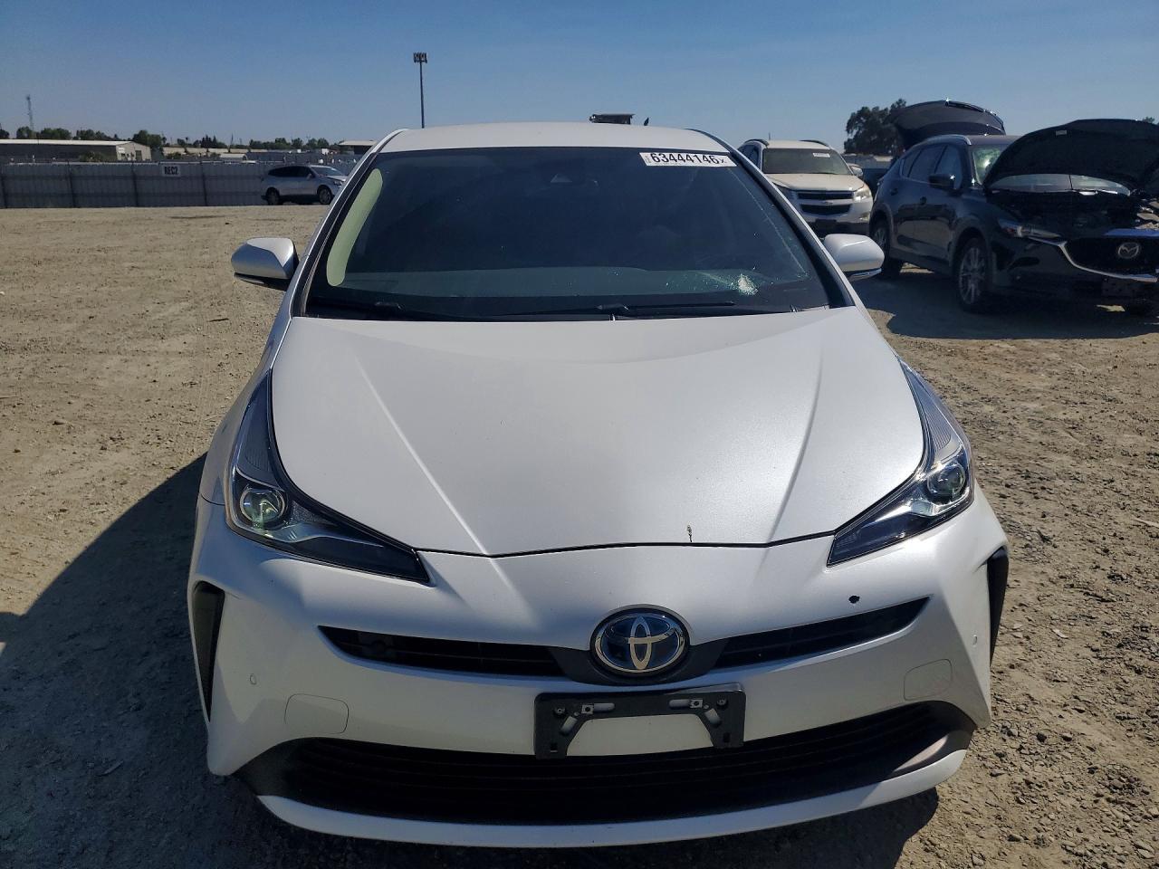 2022 Toyota Prius Le - Image 5
