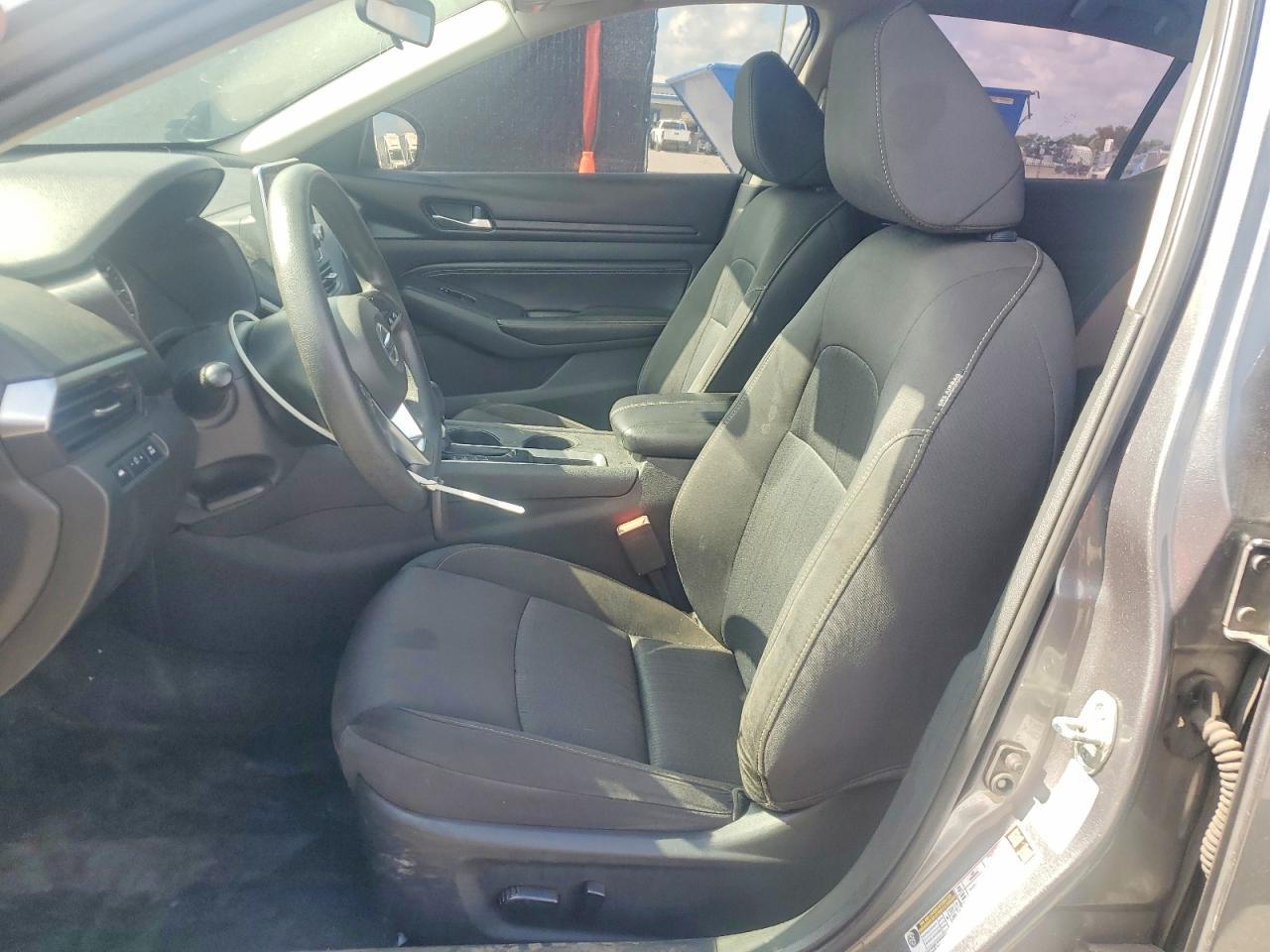 2020 Nissan Altima S - Image 7