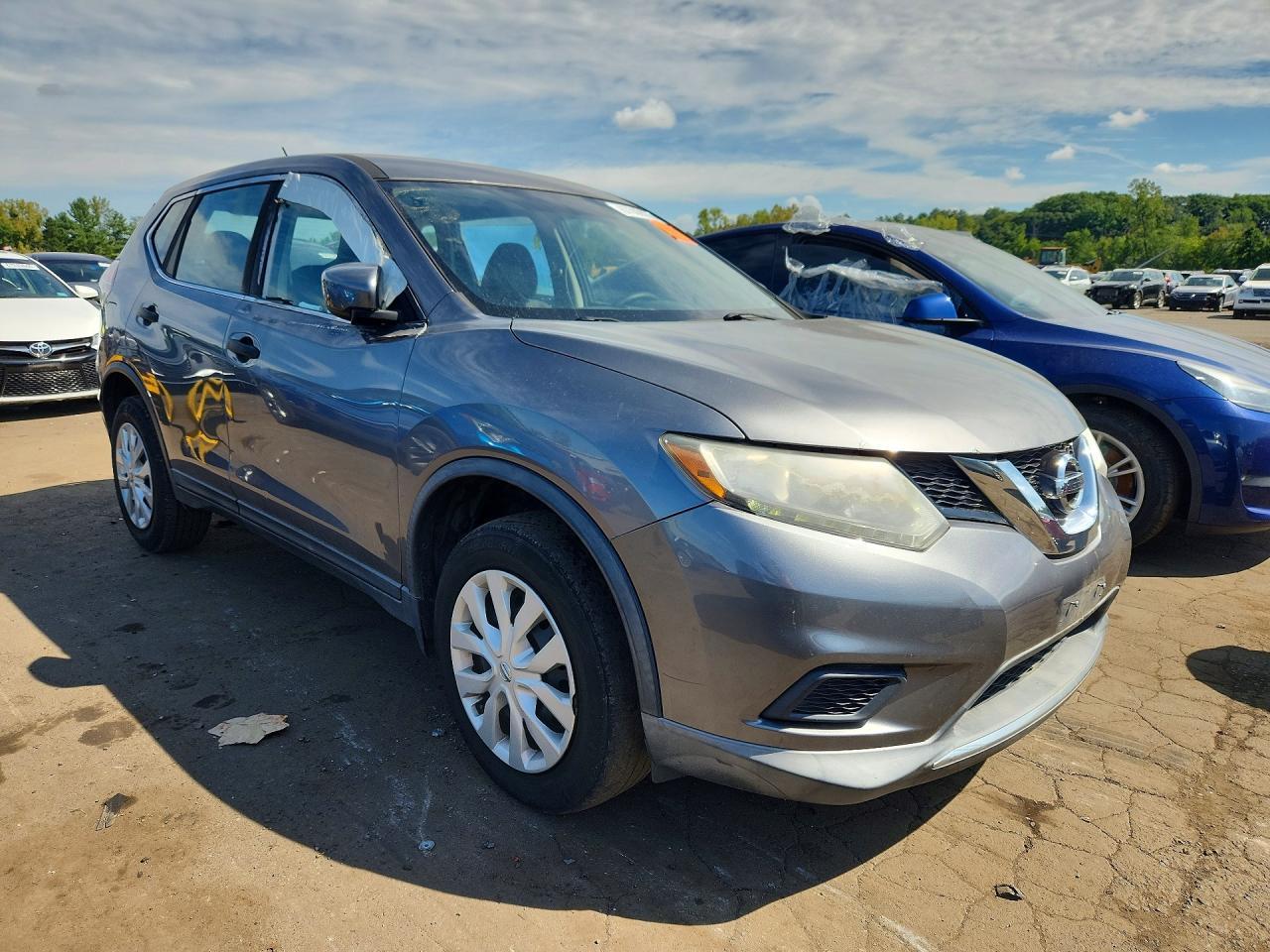 2016 Nissan Rogue - Image 4