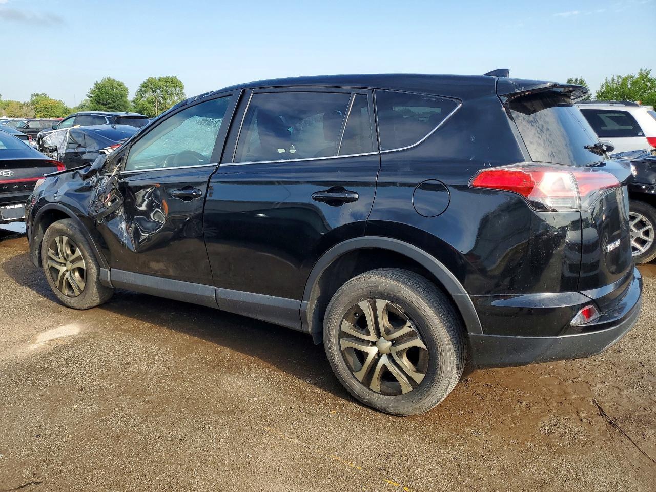 2018 Toyota Rav4 Le - Фото 2