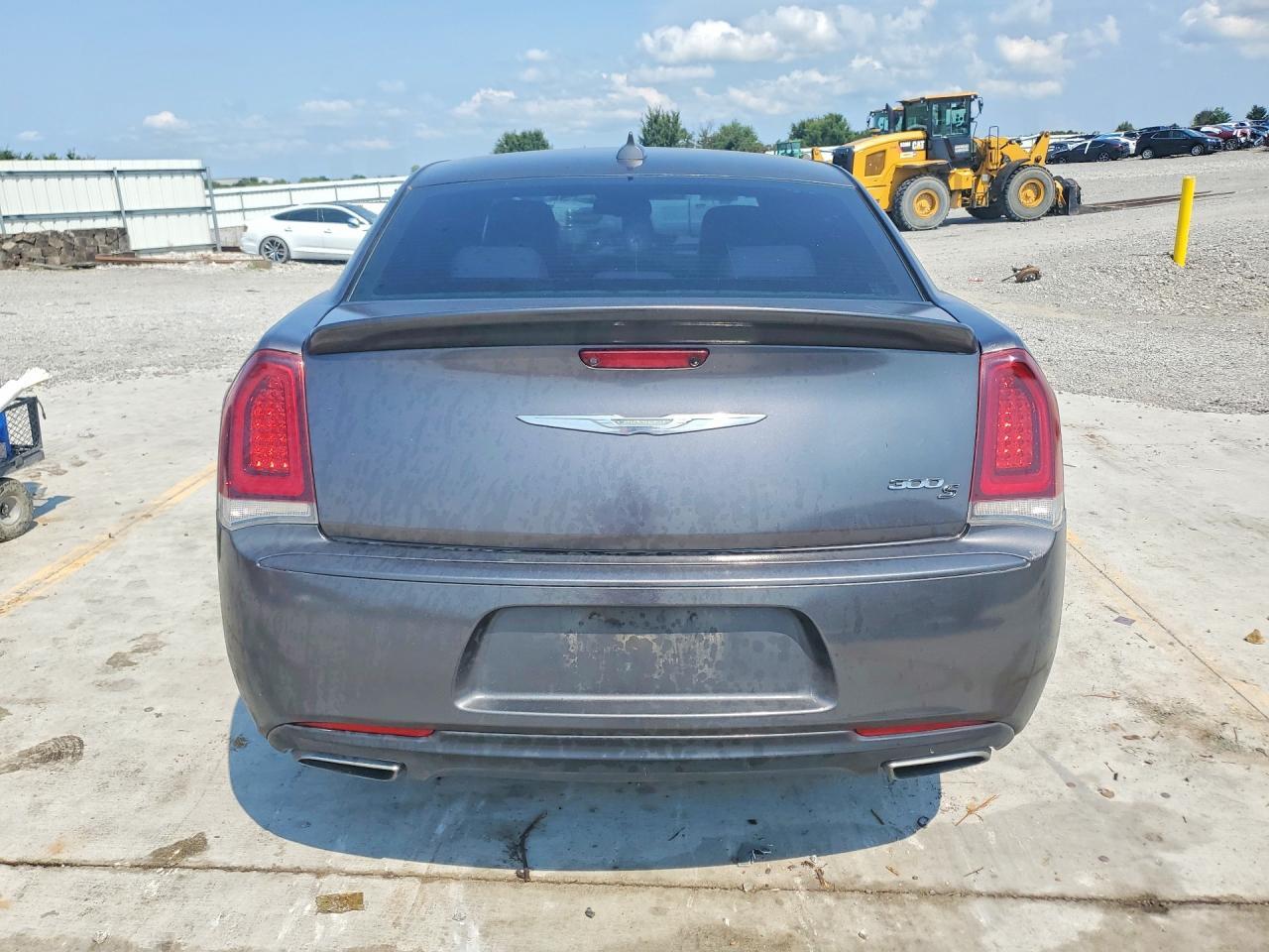 2018 Chrysler 300 S - Фото 6