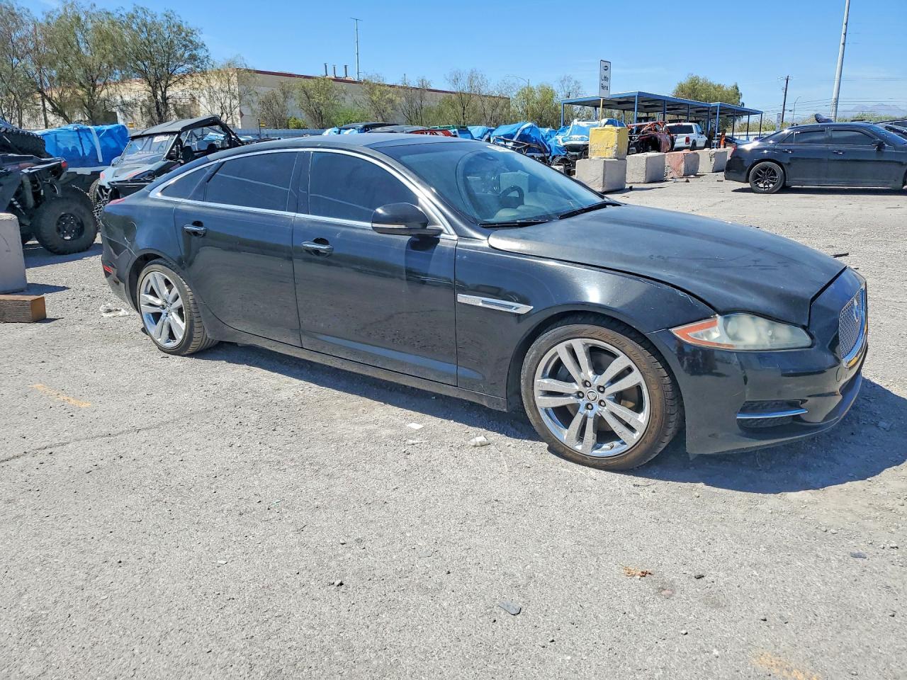 2011 Jaguar Xjl - Image 4