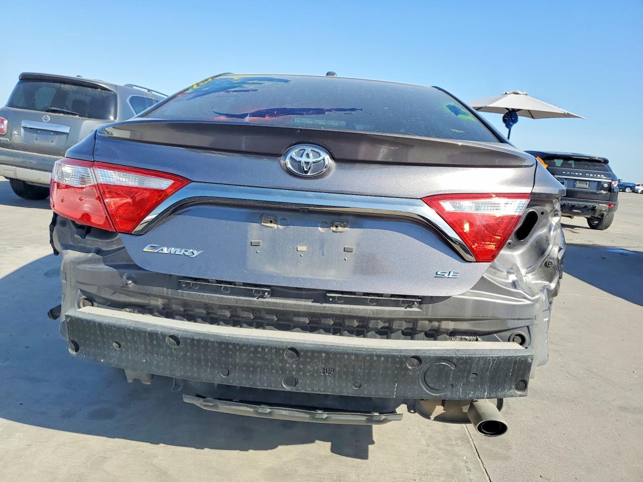 2015 Toyota Camry Se - Фото 6