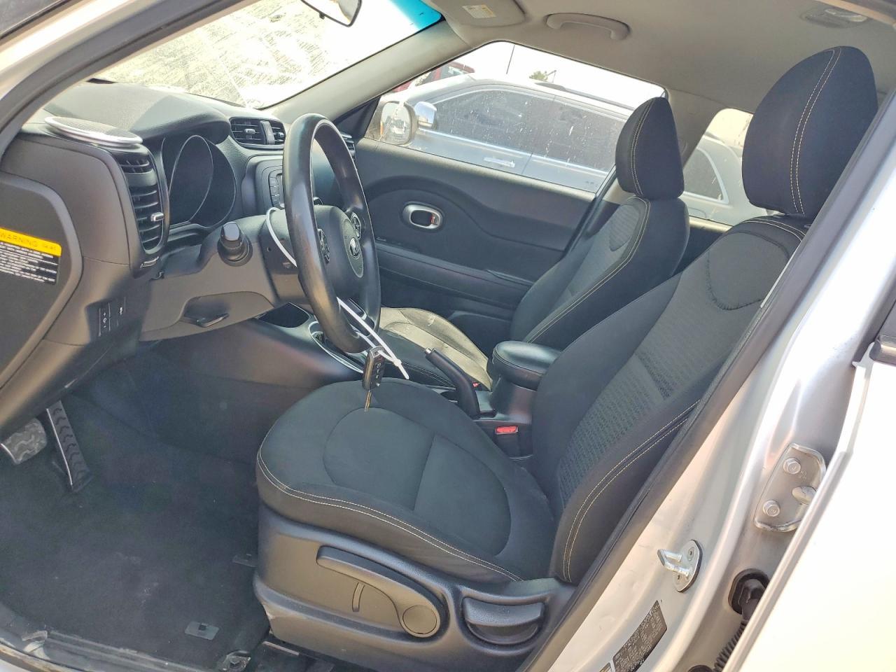 2015 Kia Soul + - Фото 7