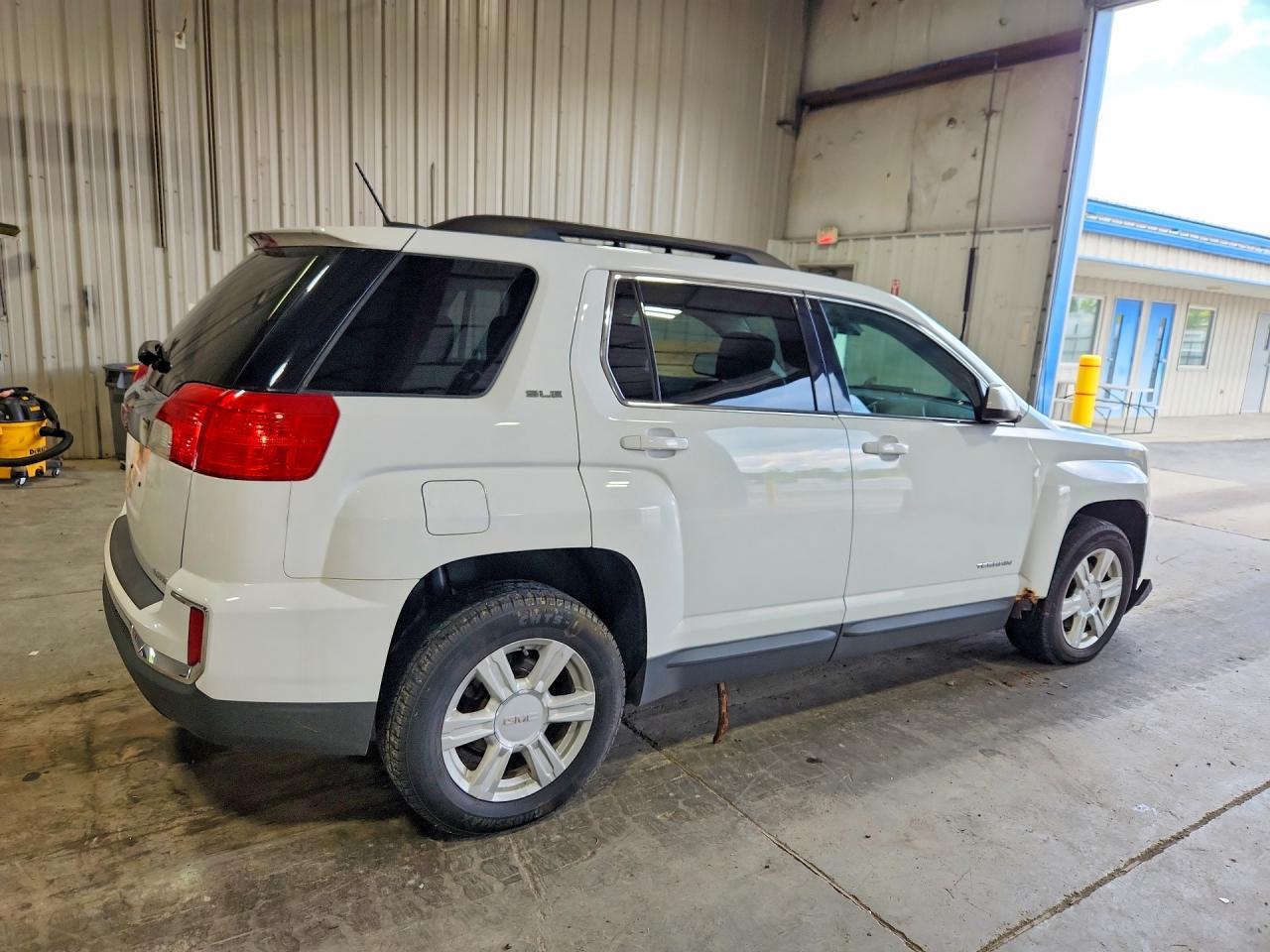 2016 GMC Terrain Sle - Image 3