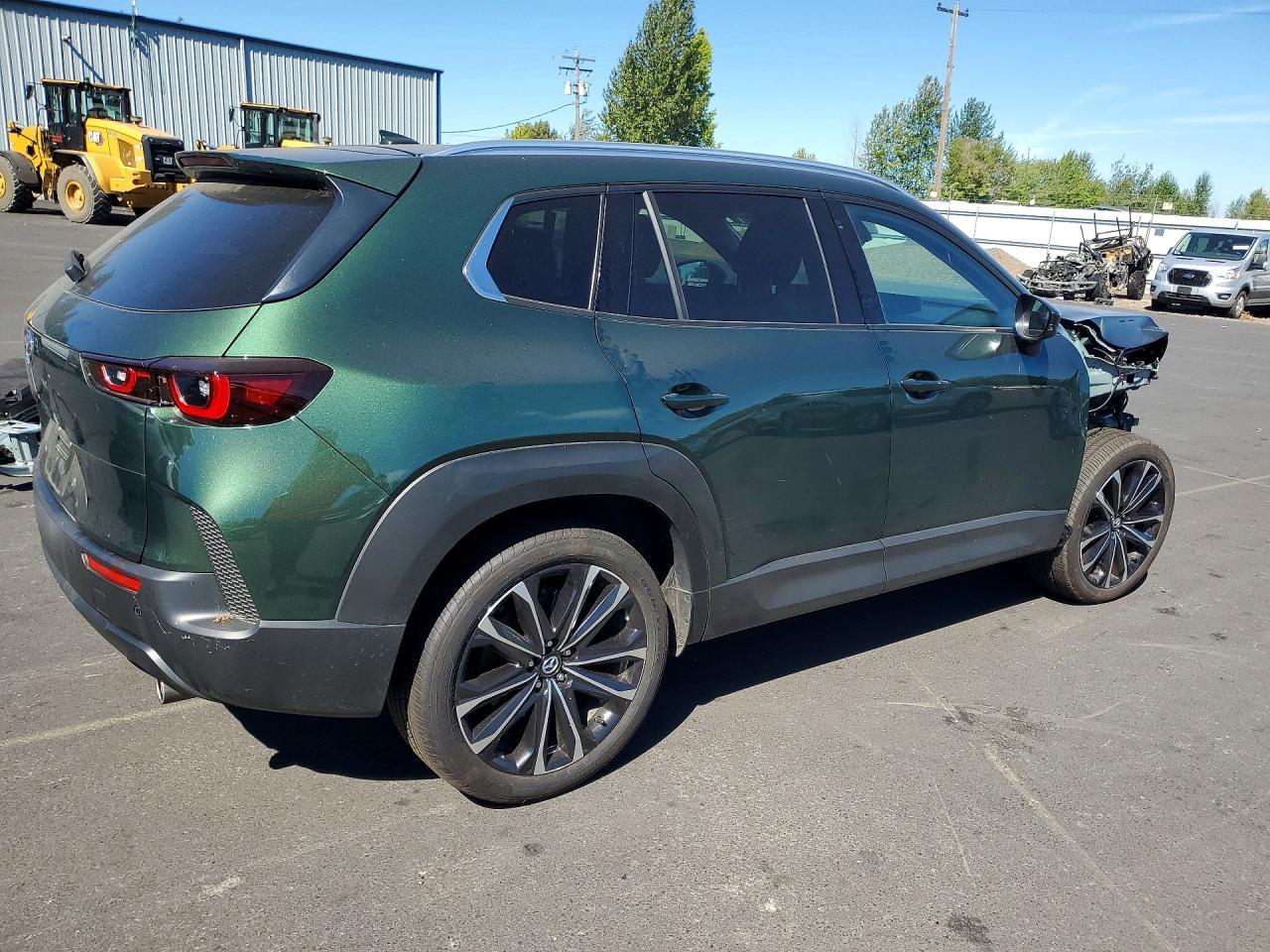 2026 Mazda Cx-50 Premium - Image 3