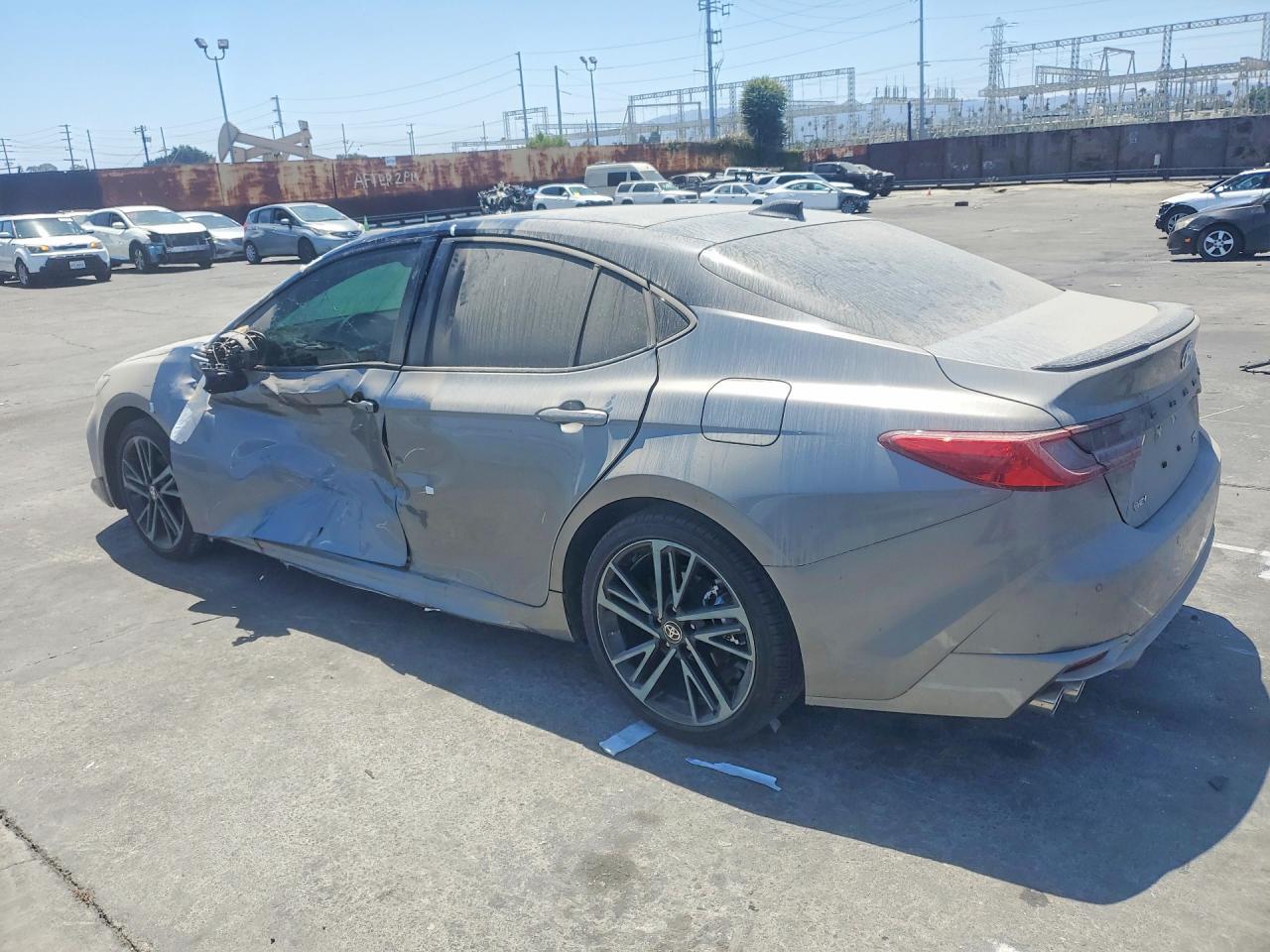 2026 Toyota Camry Xse - Фото 2