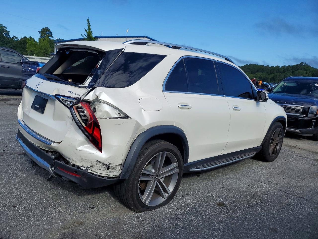 2022 Mercedes-Benz Gle 350 4Matic - Фото 3