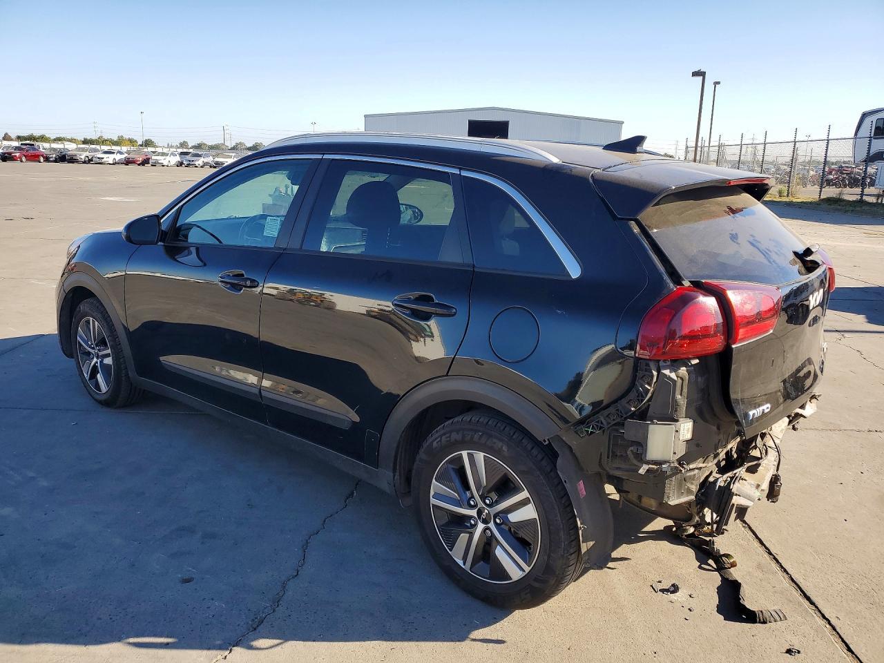 2022 Kia Niro Lxs - Фото 2