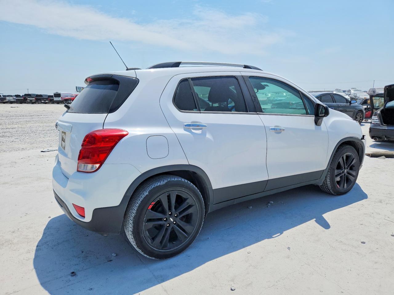 2018 Chevrolet Trax 1Lt - Image 3