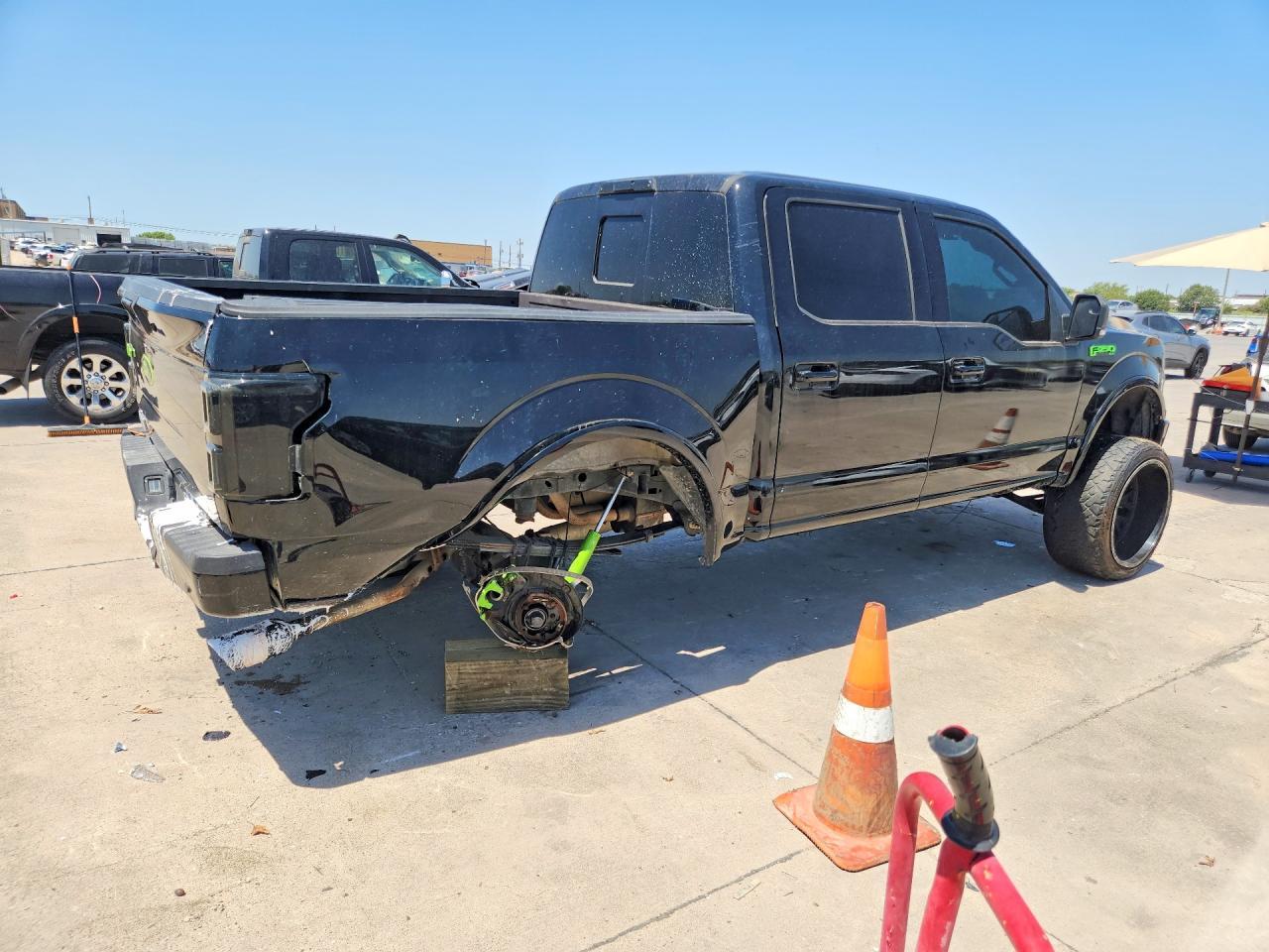 2017 Ford F150 Supercrew - Фото 3