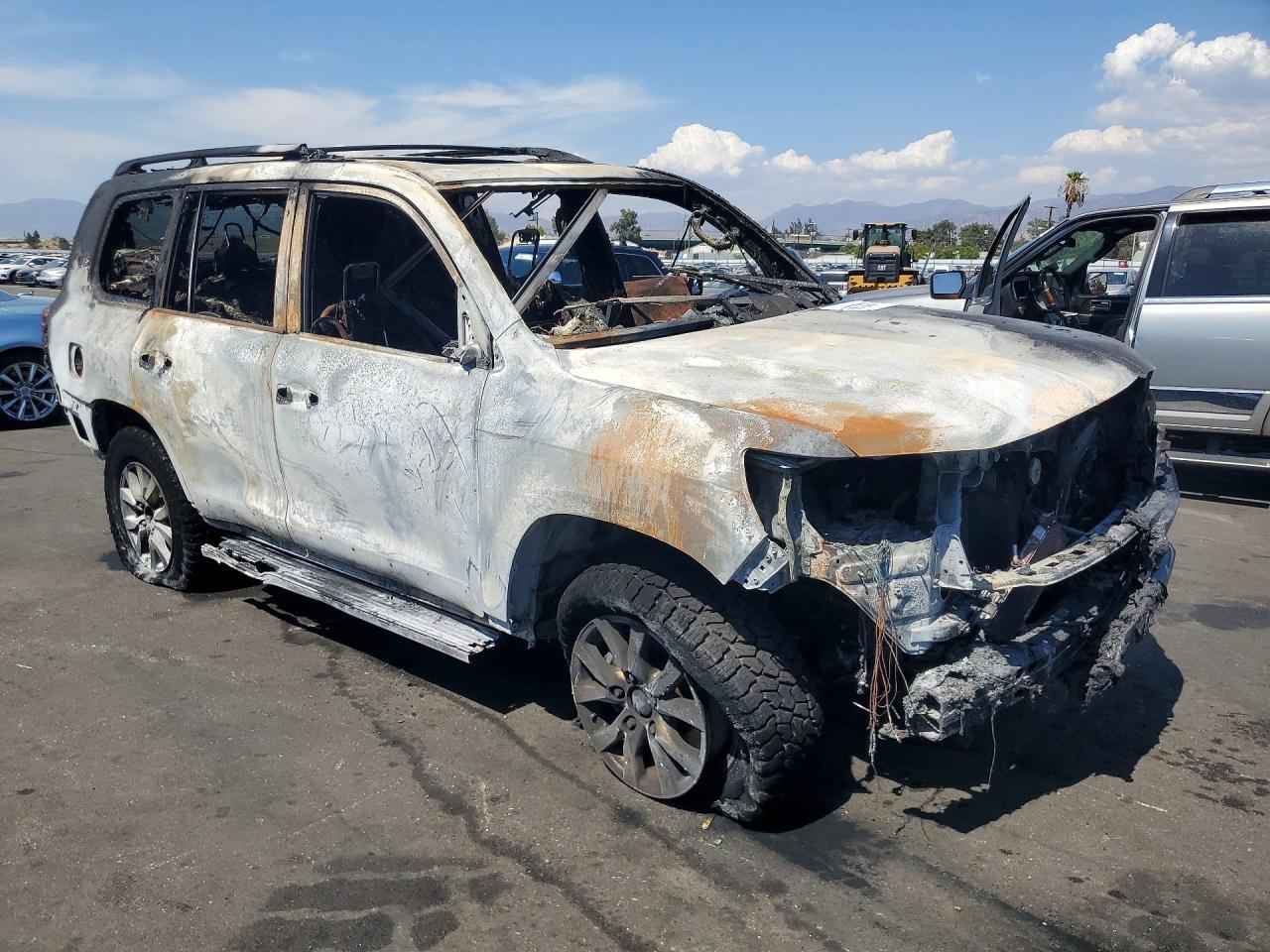 2018 Toyota Land Cruiser Base - Фото 4
