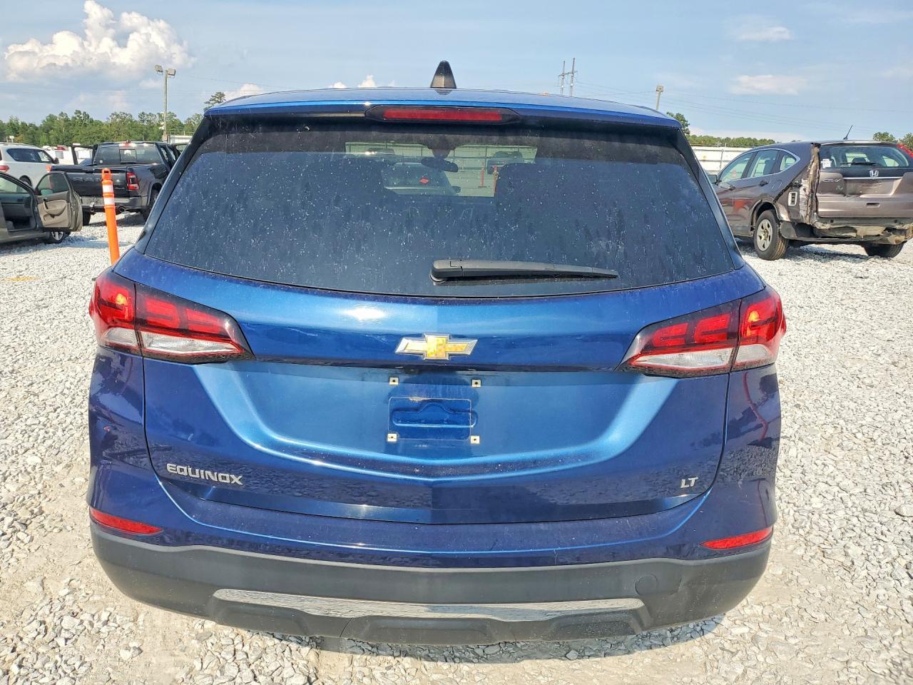 2022 Chevrolet Equinox Lt - Фото 6