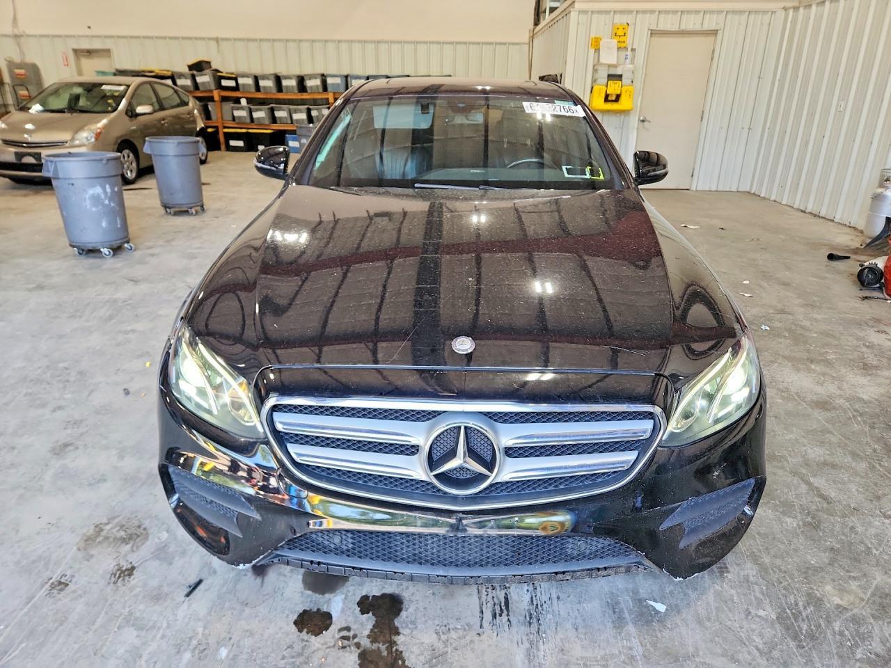 2017 Mercedes-Benz E 300 4Matic - Image 5