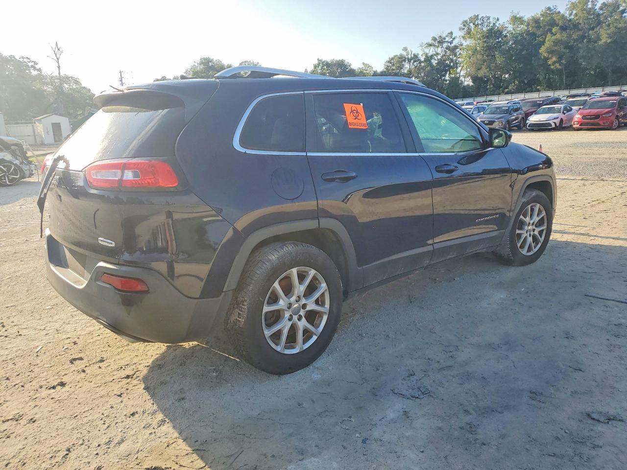 2016 Jeep Cherokee Latitude - Фото 3
