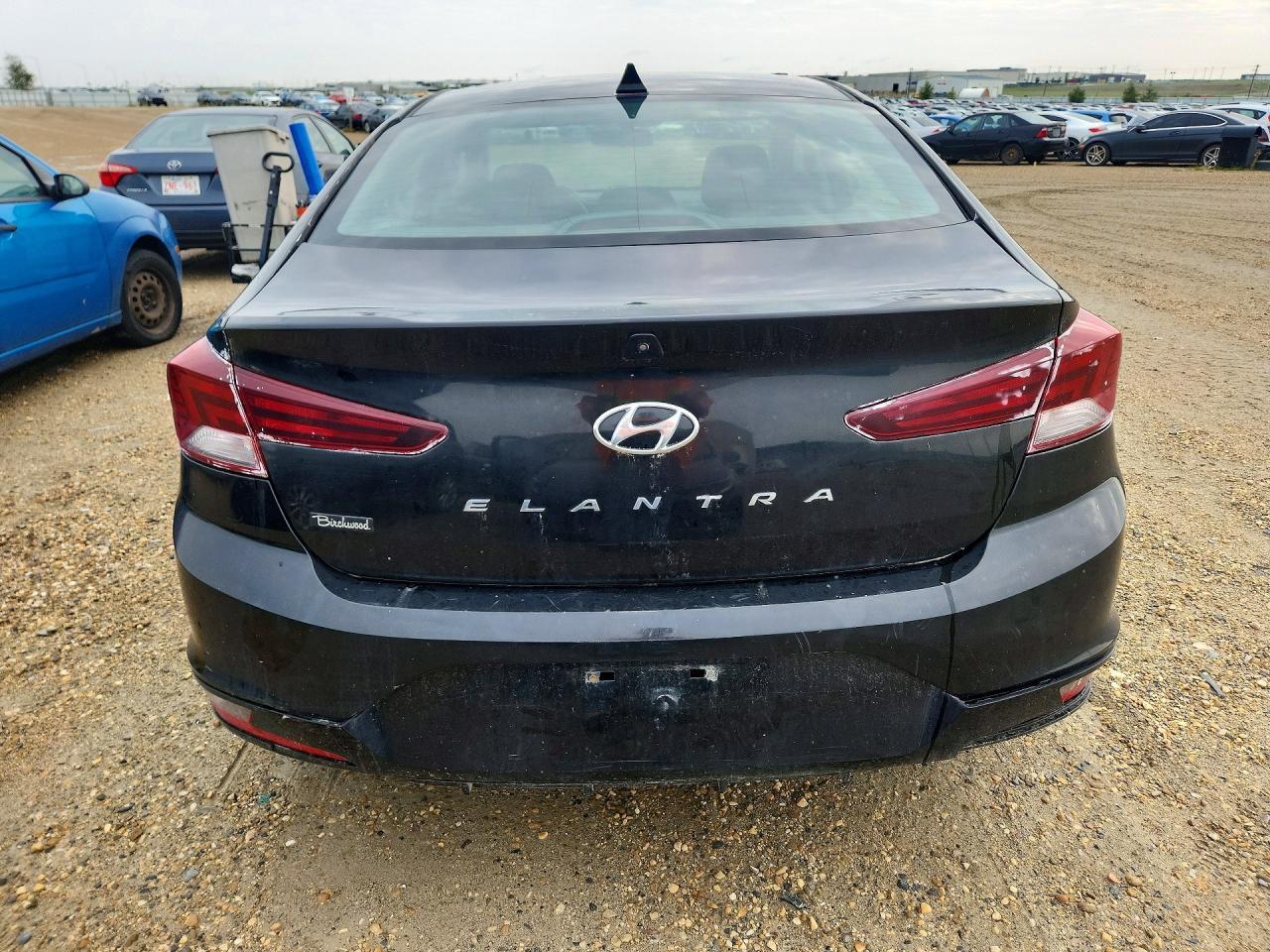 2019 Hyundai Elantra Se - Фото 6