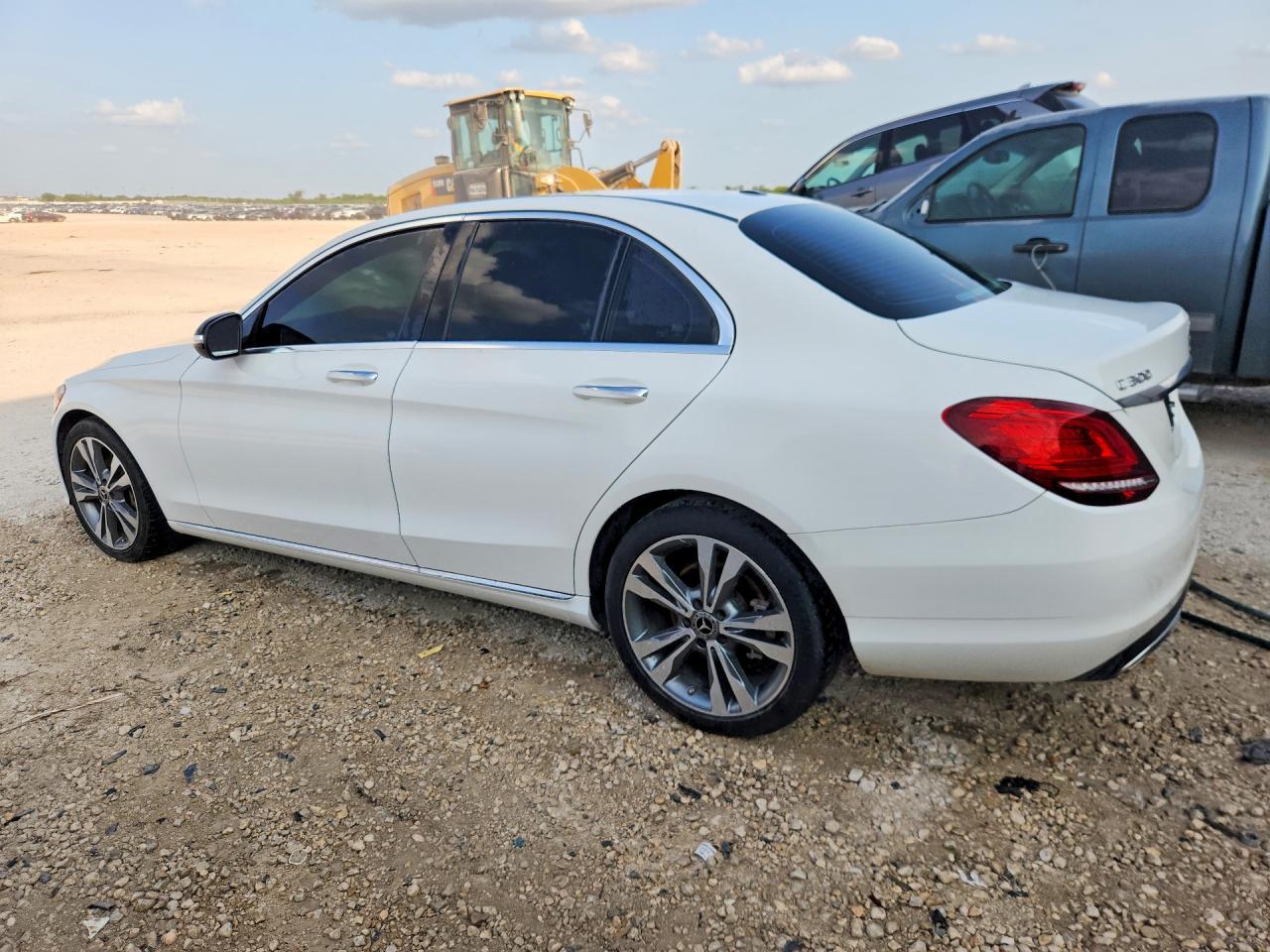 2019 Mercedes-Benz C 300 - Фото 2