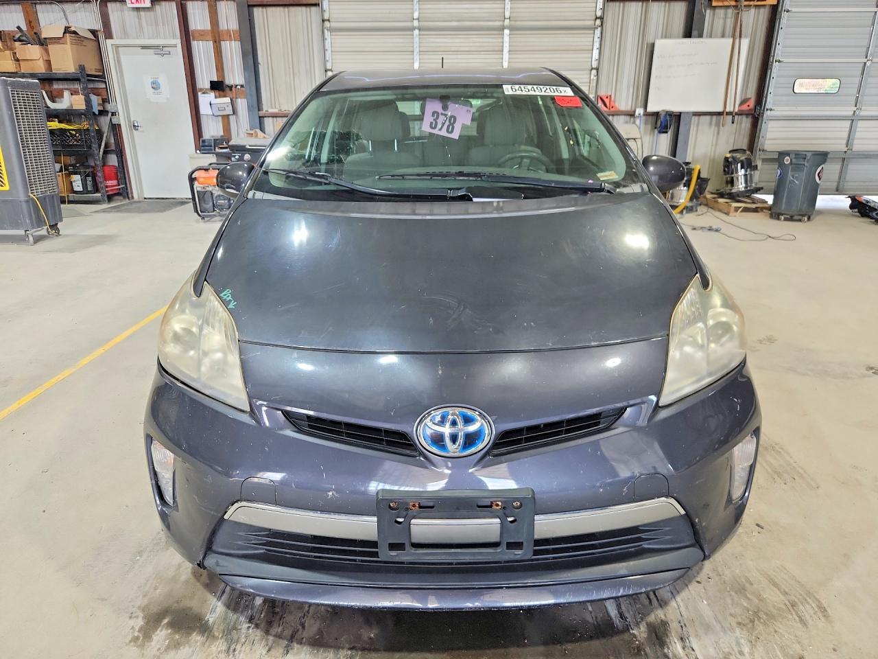 2013 Toyota Prius Plug-In Hybrid Base - Фото 5