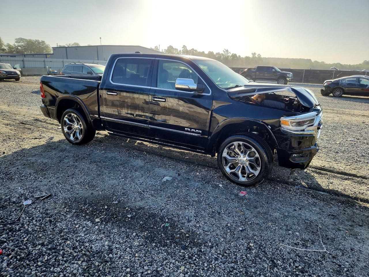 2021 Ram 1500 Limited - Фото 4