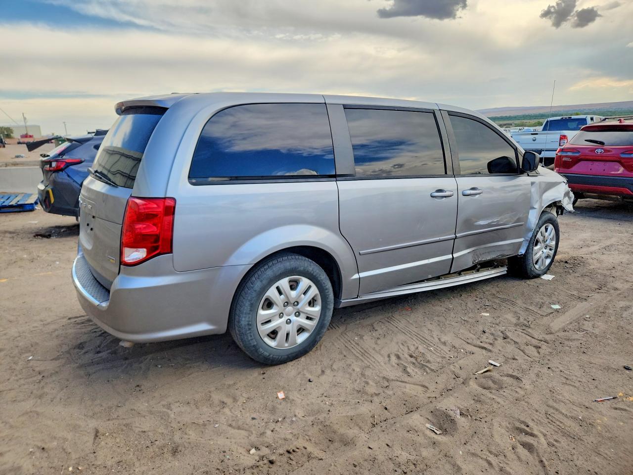 2017 Dodge Grand Caravan Se - Фото 3