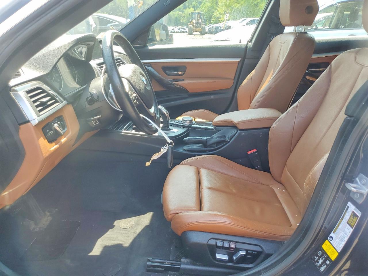 2017 BMW 330 Xigt - Image 7