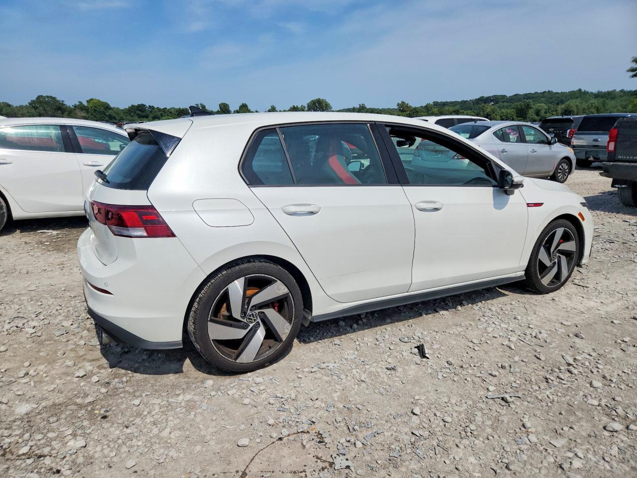 2024 Volkswagen Gti S - Фото 3