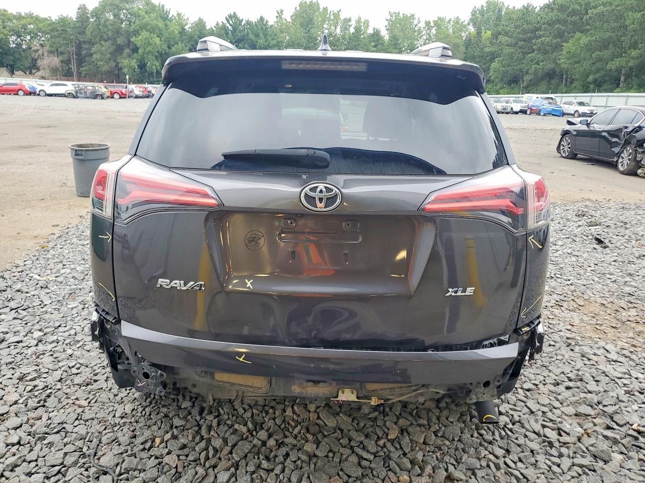 2018 Toyota Rav4 Xle - Фото 6